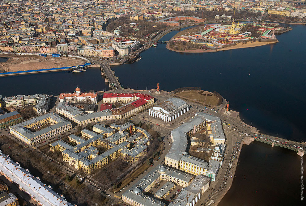 Васильевский остров санкт петербург фото. Васильевский остров Санкт-Петербург с высоты птичьего полета. Васильевский остров это центр города. Васильевский остров с высоты птичьего полета. Санкт-Петербург стрелка Васильевского высоты птичьего полета.