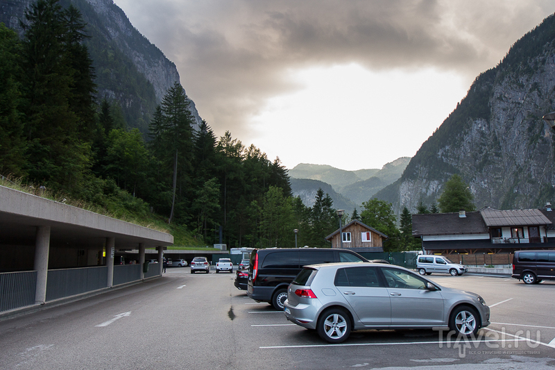 ?(Hallstatt),  /   ? border=